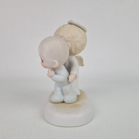 Precious Moments E-2840 "Babys First Step" Porcelain Figurine Vintage - Picture 2 of 6